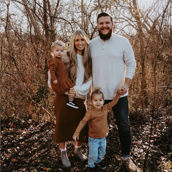 Meet your Posher, Eva - Picture 1 of 1